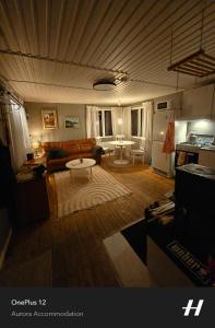 Φωτογραφία από το άλμπουμ του Aurora Lakeside Cabin Altajärvi σε Kiruna