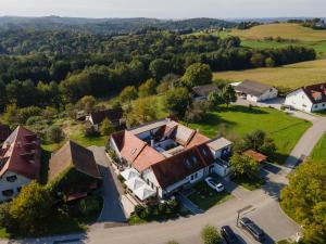 an aerial view of a house with a driveway at Biohofgut LASCHALT in Deutsch Kaltenbrunn