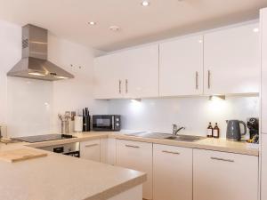 Köök või kööginurk majutusasutuses The Sycamore Suite