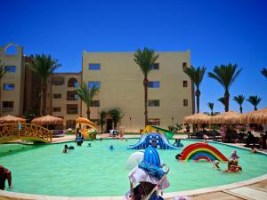 Πισίνα στο ή κοντά στο Nubia Aqua Beach Twin Room in Hurghada +27 φωτογραφίες