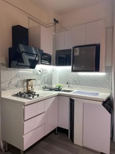 Η κουζίνα ή μικρή κουζίνα στο Casa Miraflores ARM