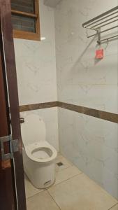 Ένα μπάνιο στο Nice Three Bedroom Apartment in Martintar Nadi +2 φωτογραφίες