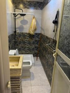 Phòng tắm tại &Lina&pyramids view