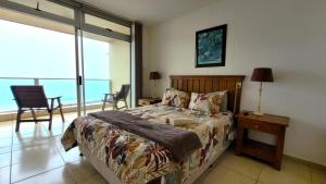 Postel nebo postele na pokoji v ubytování Santorini 106A + 43 fotografií