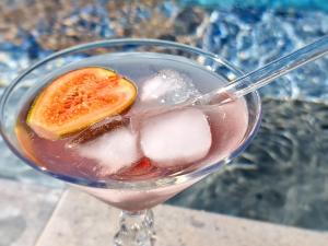 Nápoje v ubytování Modern Comfort for 6 Guests 3 Bedrooms Home near Colmar