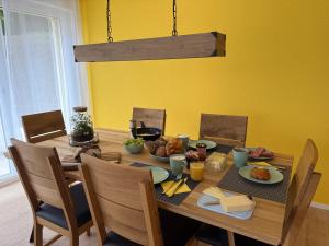 Φαγητό σε αυτό το διαμέρισμα ή κάπου εκεί κοντά +5 φωτογραφίες