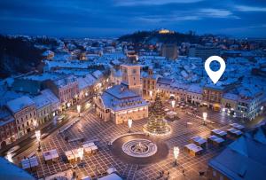 Άποψη από ψηλά του Nature-Inspired Stay in Piata Sfatului Brasov