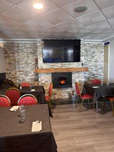 TV/trung tâm giải trí tại Hotel El Cisne