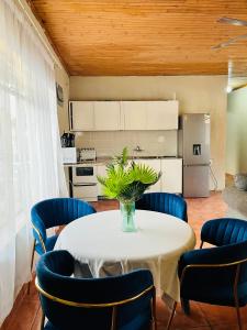 Φωτογραφία από το άλμπουμ του Genesis Holiday Home σε Warmbaths