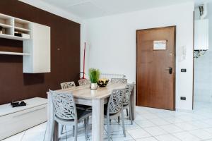 Kuchyň nebo kuchyňský kout v ubytování Appartamento Alice a Malpensa Aeroporto