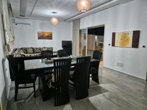 Χώρος καθιστικού στο Villa Allani