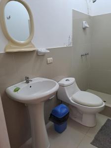 Ένα μπάνιο στο Mancora casa