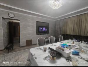 Μια τηλεόραση ή/και κέντρο ψυχαγωγίας στο Екохостел