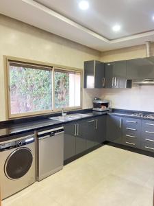 Kuchyň nebo kuchyňský kout v ubytování Villa Elixir , Luxury residence , private pool