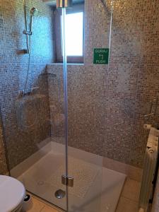 Ένα μπάνιο στο Guesthouse Zafran