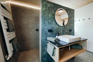 Fotografie z fotogalerie ubytování Lindenhof Chalets v destinaci Scheidegg + 48 fotografií