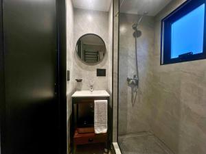 Koupelna v ubytování Complejo de contenedores boutique en Mar del Plata + 18 fotografií