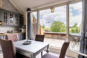 Μπαλκόνι ή βεράντα στο Les années platine- Rochefort