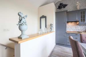 Φωτογραφία από το άλμπουμ του Les années platine- Rochefort σε Rochefort +38 φωτογραφίες