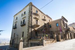 Το κτήριο όπου στεγάζεται  ο ξενώνας