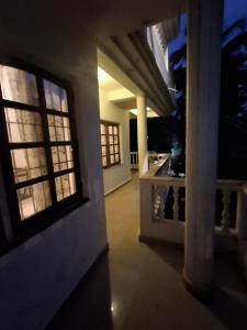 Η κουζίνα ή μικρή κουζίνα στο White House Beach Apartments