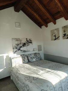 Postel nebo postele na pokoji v ubytování LA TANA DELLA VOLPETTA - Bed & Breakfast