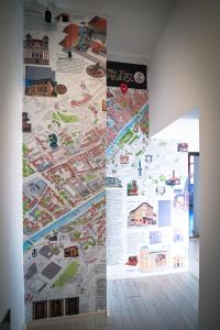 een grote kaart op de muur van een gebouw bij Old Town Pearl Apartments in Sarajevo