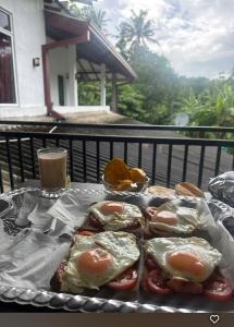 Jídlo v ubytování v soukromí nebo okolí + 13 fotografií