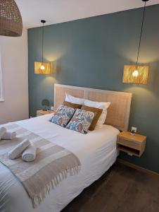 Giường trong phòng chung tại Le 1930, la pause Béthunoise +26 ảnh