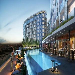 ミッドラントにあるEllipse Lux Hotel - Apartmentのスイミングプール付きの建物の表示