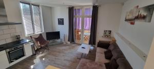 Μια τηλεόραση ή/και κέντρο ψυχαγωγίας στο T2 Moderne