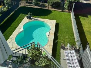 Πισίνα στο ή κοντά στο Wandern und Wellness bei Koblenz