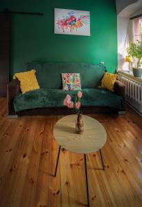 Posezení v ubytování Pod Papugami