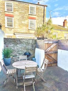 Budova, kde se apartmán nachází + 9 fotografií