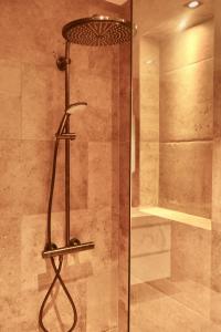 Koupelna v ubytování ONE Mambo Number 12 Beach Apartment