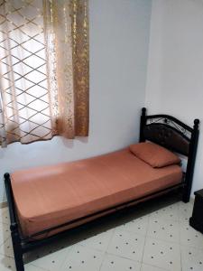 タンジェにあるComfortable apartmentの窓際の部屋