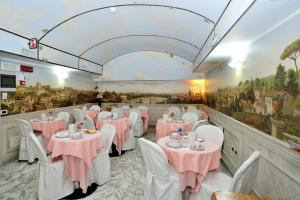 Gallery image of Hotel Pantheon in Rome