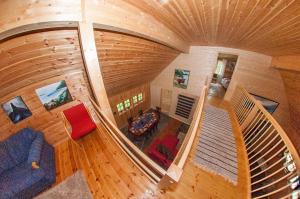 Istumisnurk majutusasutuses Viking Cabins - MIT FabLab - Solvik +28 fotot