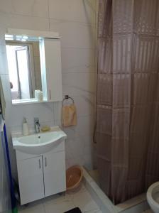 Ένα μπάνιο στο Apartman Mitic