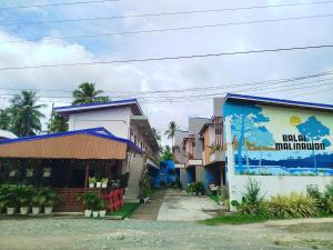 Το κτήριο όπου στεγάζεται  το ξενοδοχείο +1 φωτογραφίες