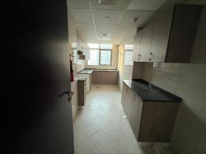 Η κουζίνα ή μικρή κουζίνα στο برج روان