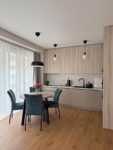 Кухня або міні-кухня у 3 - izbový apartmán Oliver