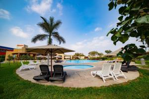 Πισίνα στο ή κοντά στο Casa Andina Standard Chincha