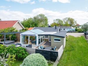 Budova, kde se prázdninový dům nachází