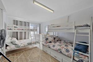 Ένα ή περισσότερα κρεβάτια σε δωμάτιο στο 16 Banksia Court