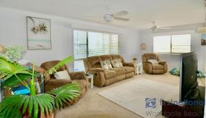 Χώρος καθιστικού στο 16 Banksia Court