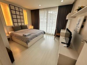 Fotografie z fotogalerie ubytování Nimman Condo 60sqm with Pool Gym v destinaci Chiang Mai