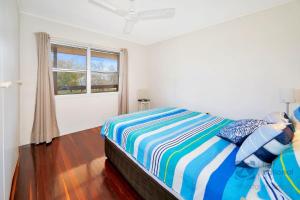 Postel nebo postele na pokoji v ubytování 103 The Esplanade