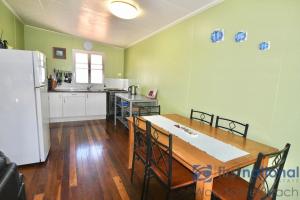 Η κουζίνα ή μικρή κουζίνα στο 10 Fifth Avenue +18 φωτογραφίες