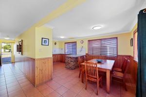 Posezení v ubytování 4 Grevillea Court + 15 fotografií